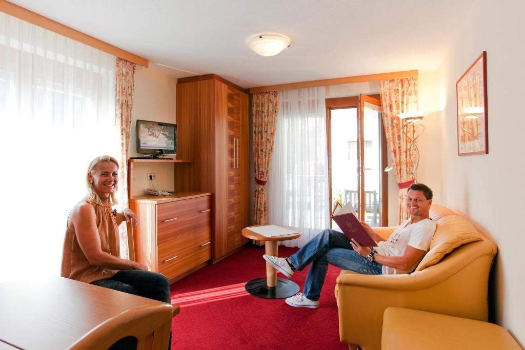 Hotel Tirolerhof Serfaus Quarto foto
